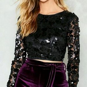 Long sleeved crop top